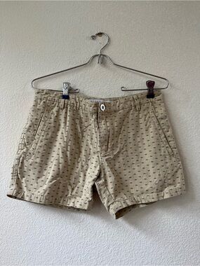 Parke & Ronen beige fish print casual shorts size 28